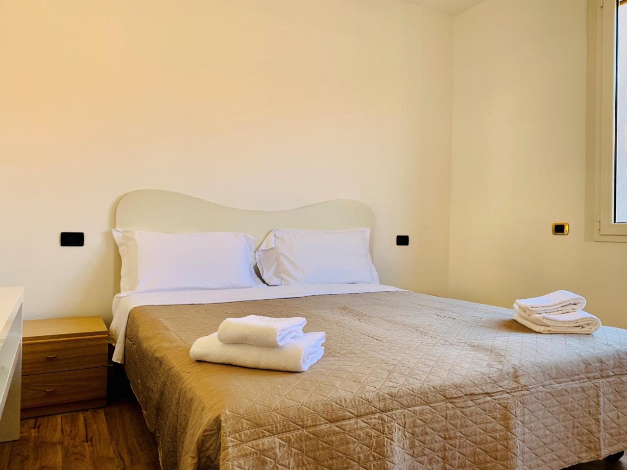Front Lake Apartment Bardolino Kültér fotó