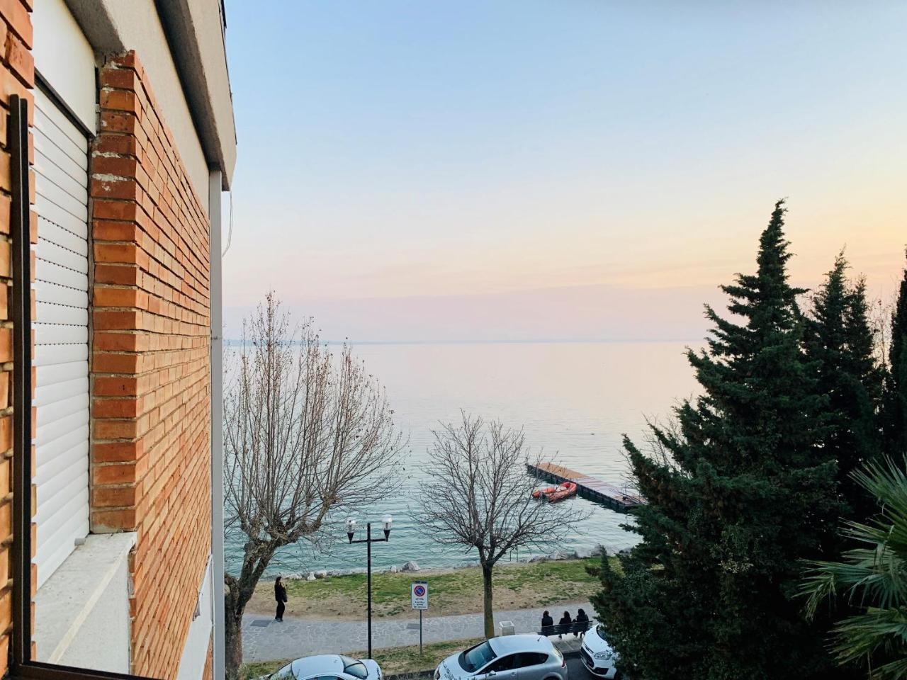 Front Lake Apartment Bardolino Kültér fotó
